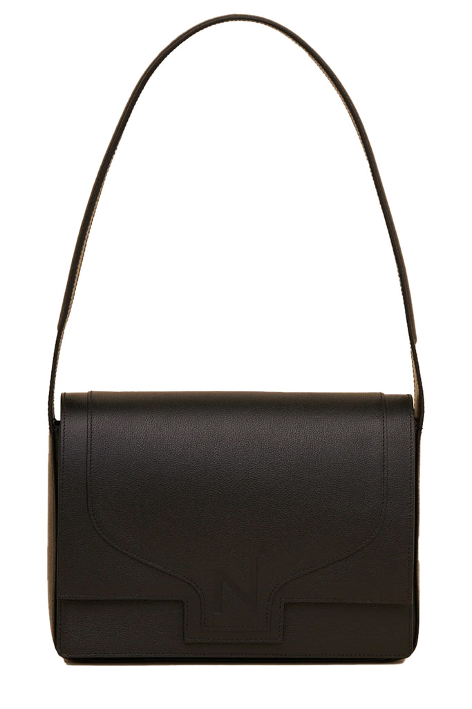The It rectangle-shape leather bag in black colour from the brand NINI